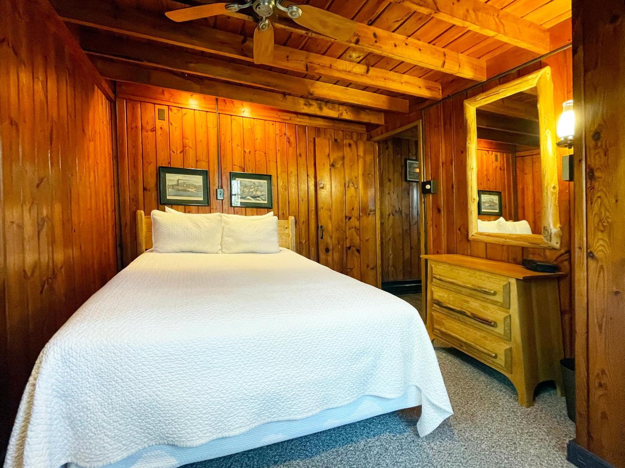 Mountain Springs Lodge
