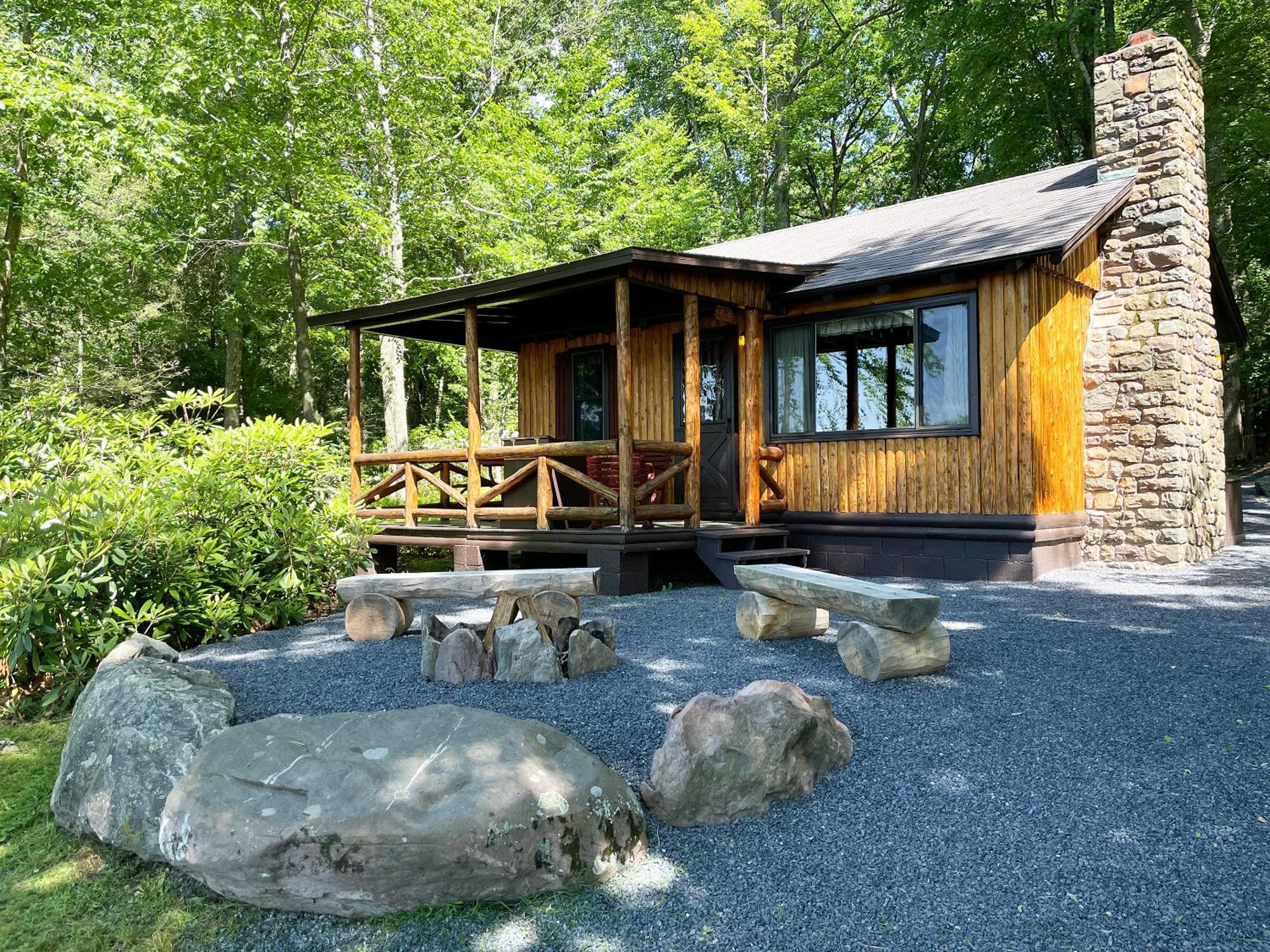 Mountain Springs Lodge *
